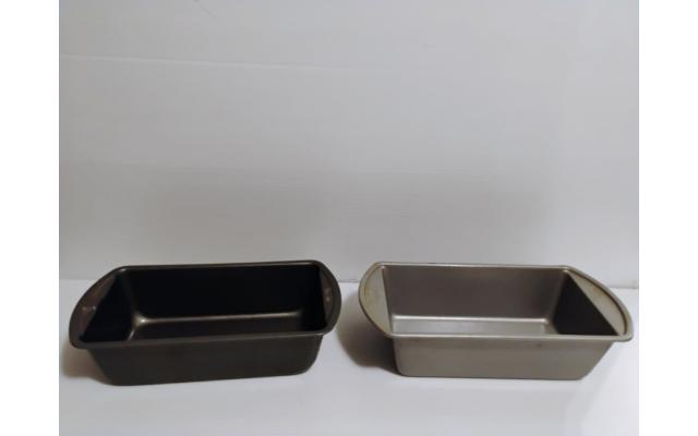 2 9in Loaf Pans
