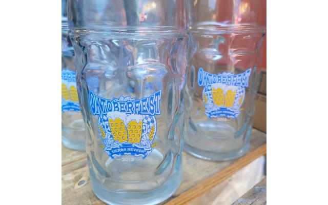 4 Octoberfest Mugs