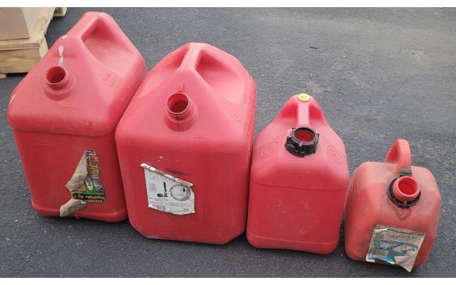 4 Gas Cans (NO LIDS)