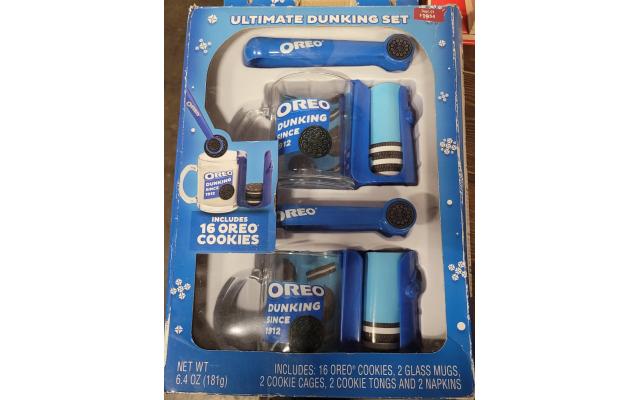 Oreo Ultimate Dunking Set